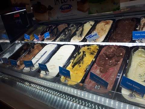 Photo: Cold Rock Ice Creamery
